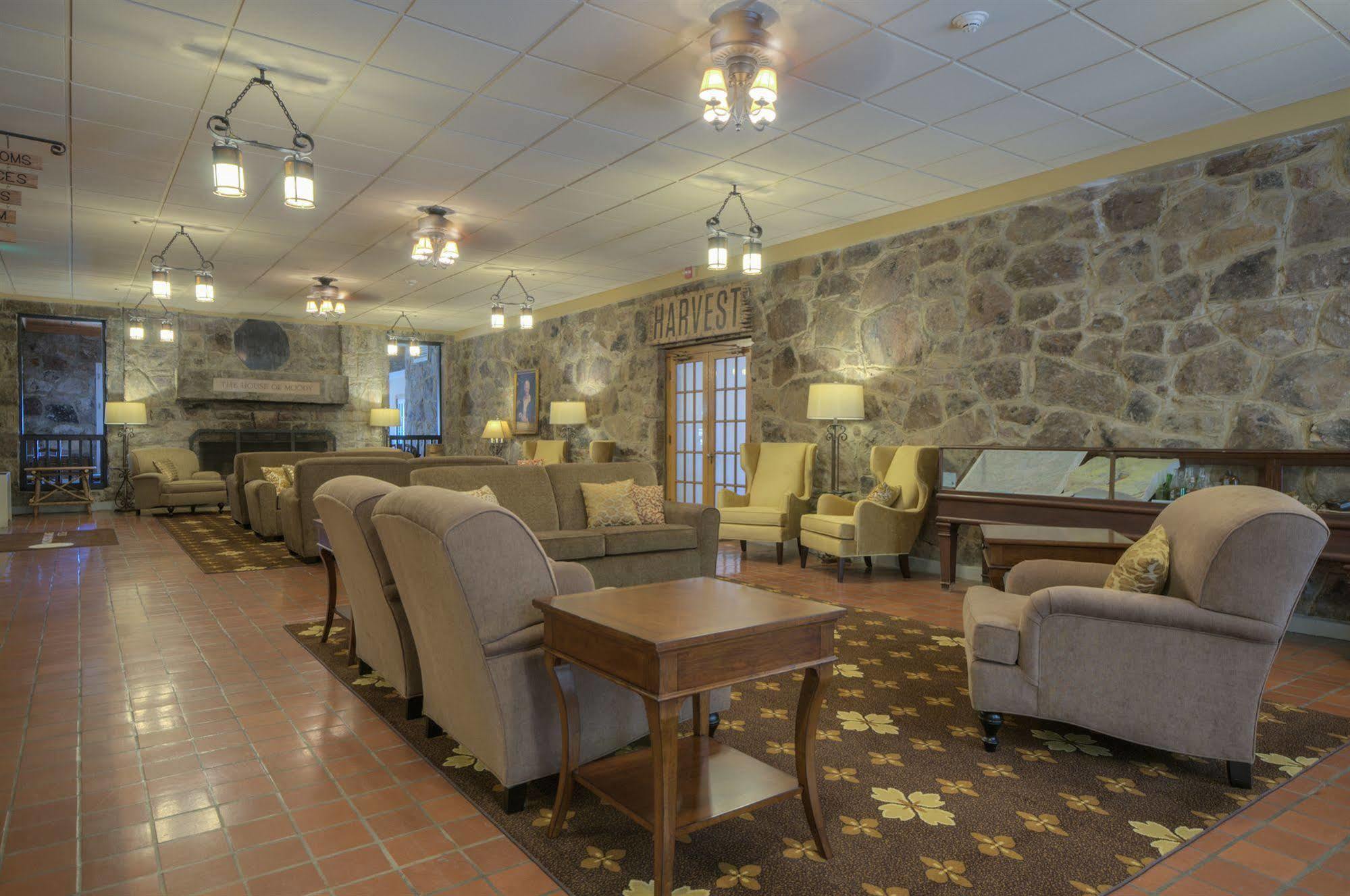 Mountain Lake Lodge Pembroke Luaran gambar
